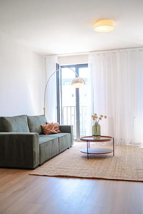 Newly Built Apartment In Vibrant Neighbourhood Prague