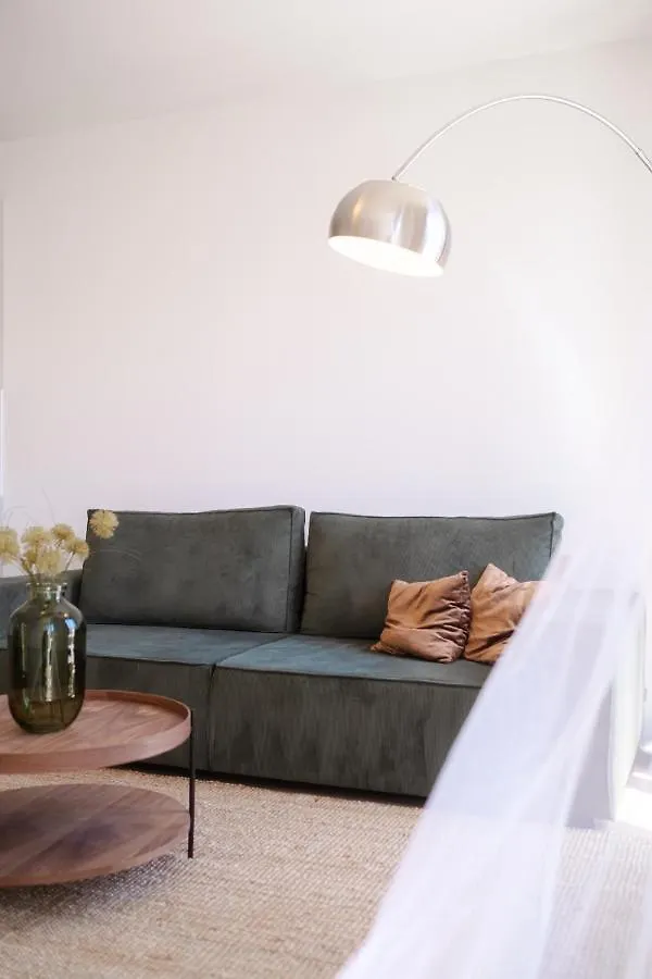 Newly Built Apartment In Vibrant Neighbourhood Prague