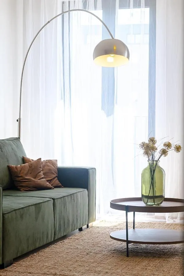 Newly Built Apartment In Vibrant Neighbourhood Praag 0*,