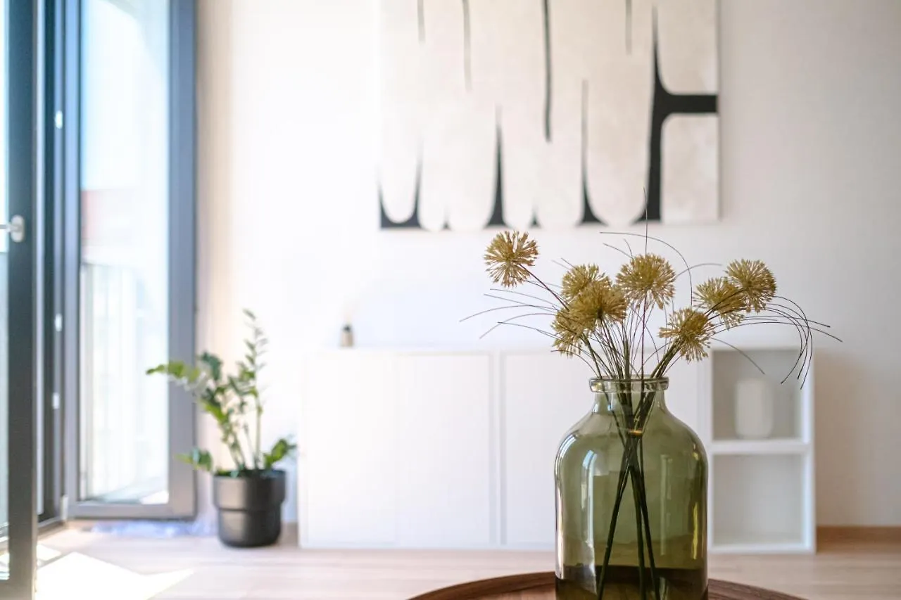 Newly Built Apartment In Vibrant Neighbourhood Praag