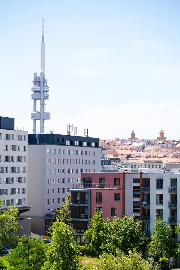 Newly Built Apartment In Vibrant Neighbourhood Praag Tsjechië